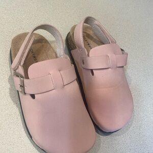 Lucky Brand Pink Mules for girls